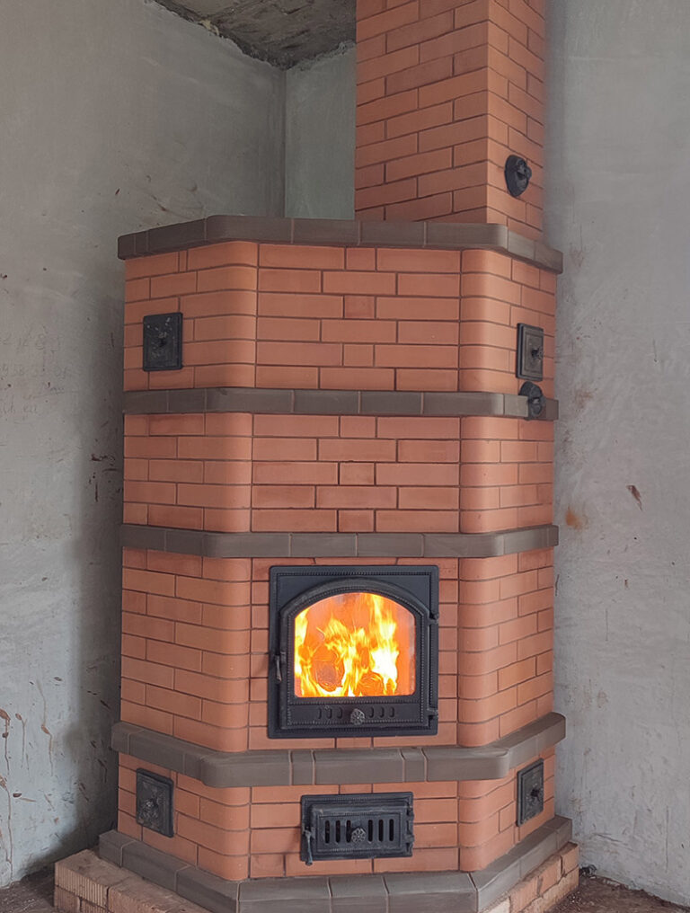 Угловая каминопечь